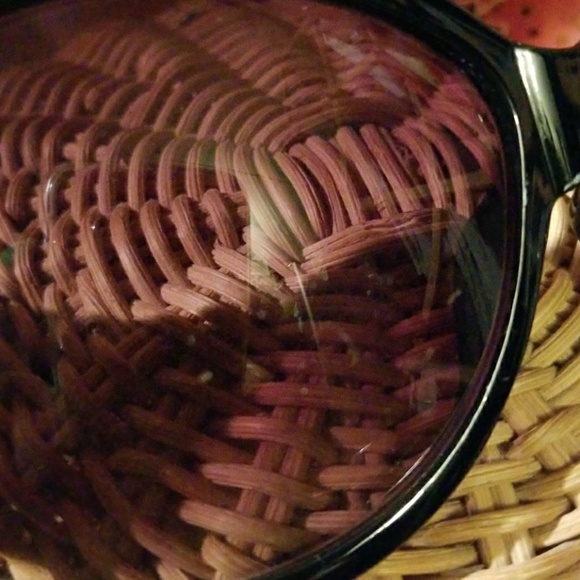 Wide Frame Sunglasses - Skull & Flowers - Picture 4 of 8